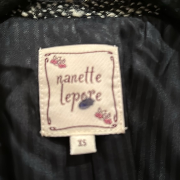 Cute Coco Chanel inspired. XS petite. Cream and black - Picture 3 of 6